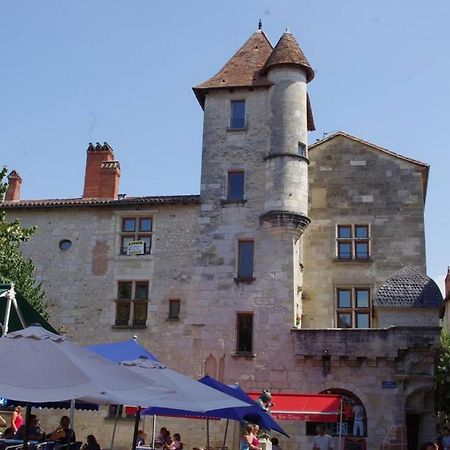 Appartement En Centre Ville Historique Périgueux Exteriör bild